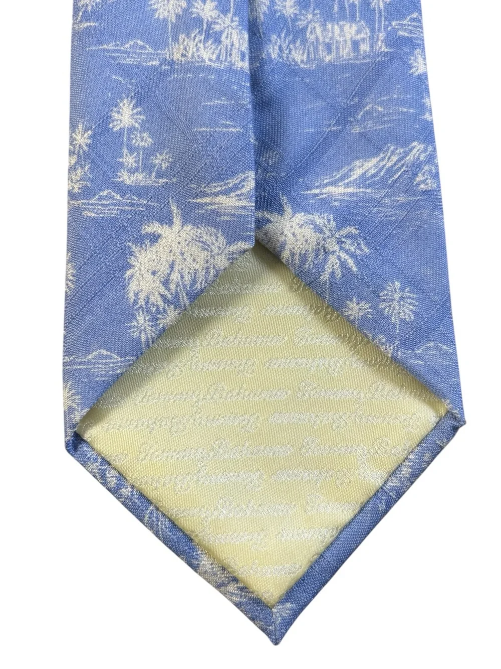 TOMMY BAHAMA Blue White Tropical Island Scenic Silk Necktie Coastal Resort